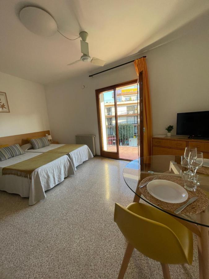 Apartamentos El Sol Τόσα ντε Μαρ Εξωτερικό φωτογραφία